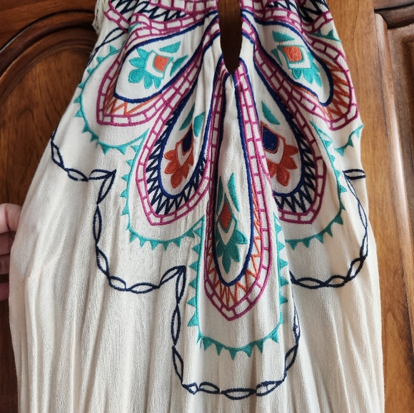 Forever  21 Embroidered Halter Maxi Dress - Picture 5 of 6
